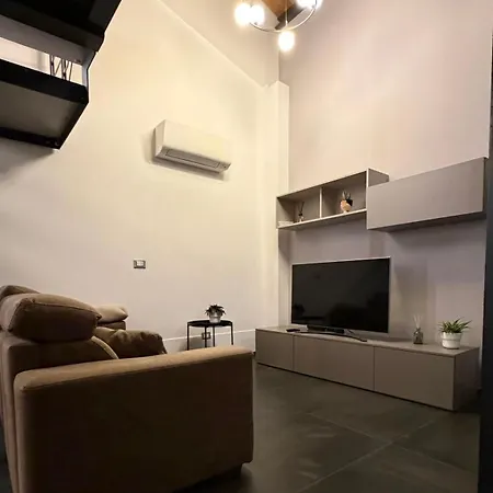 Appartement Il Cavedio Bright Design Loft Near Station & Fair *